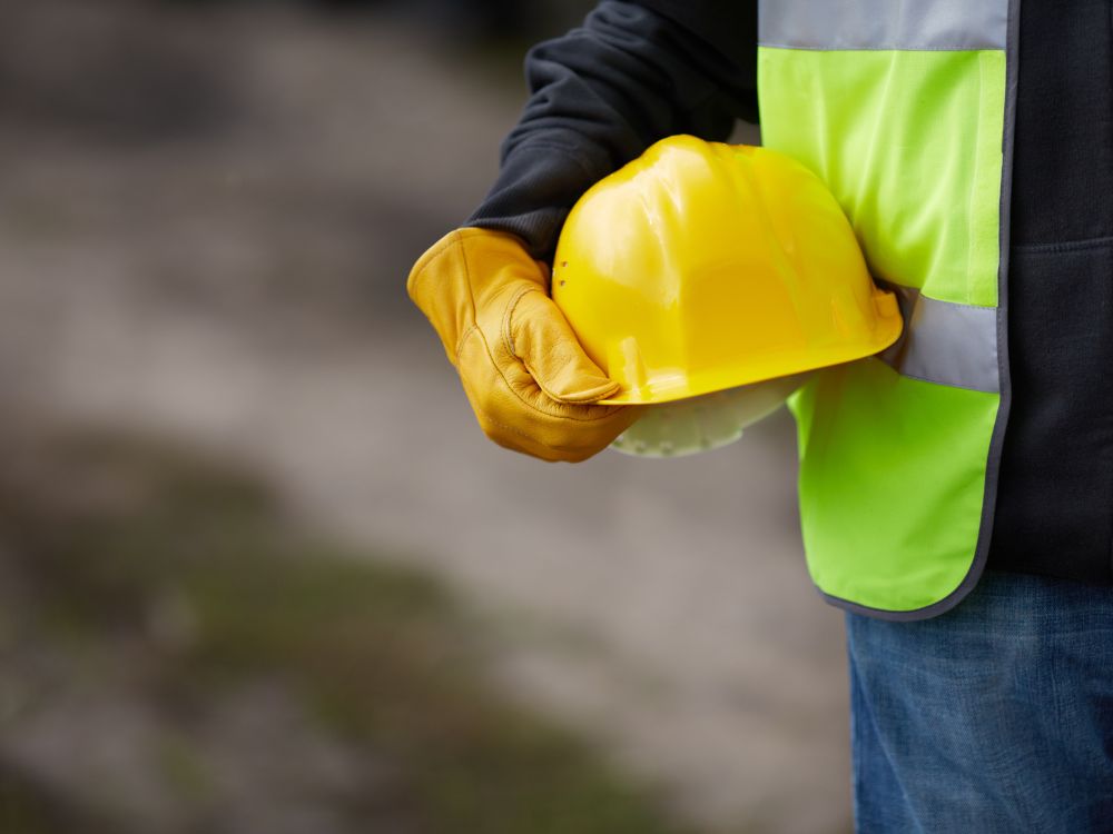 INDUSTRIES 4 hopeful_rubber_website_Industries_constructure